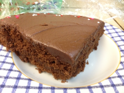 Nigella Lawson chocolate cake with icing on the top AND in the middle!